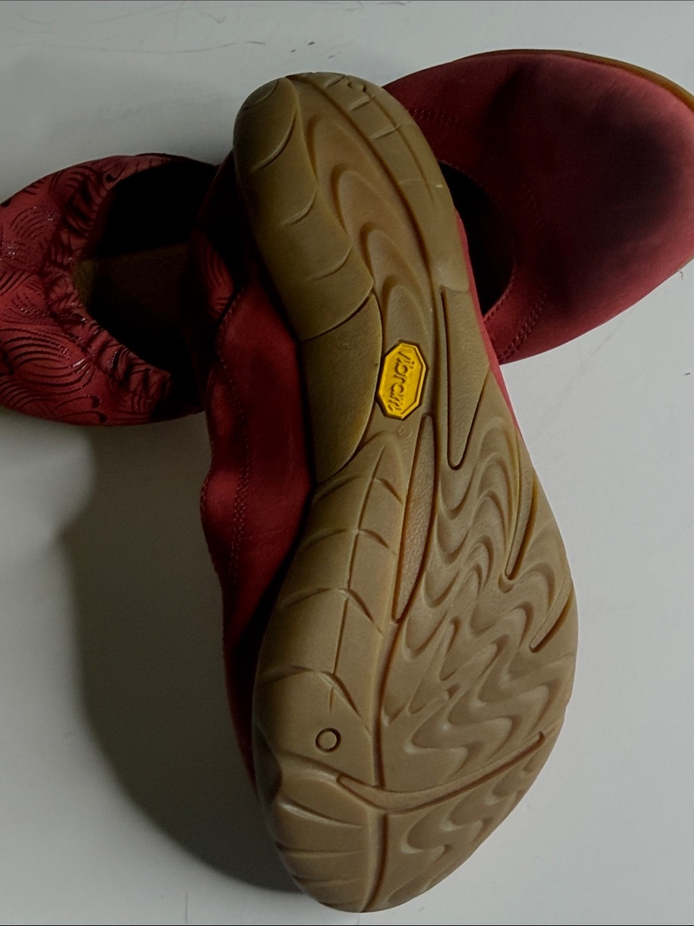 Merrell Women's Slip-On Flats in Deep Red size 8.5 - Picture 4 of 5